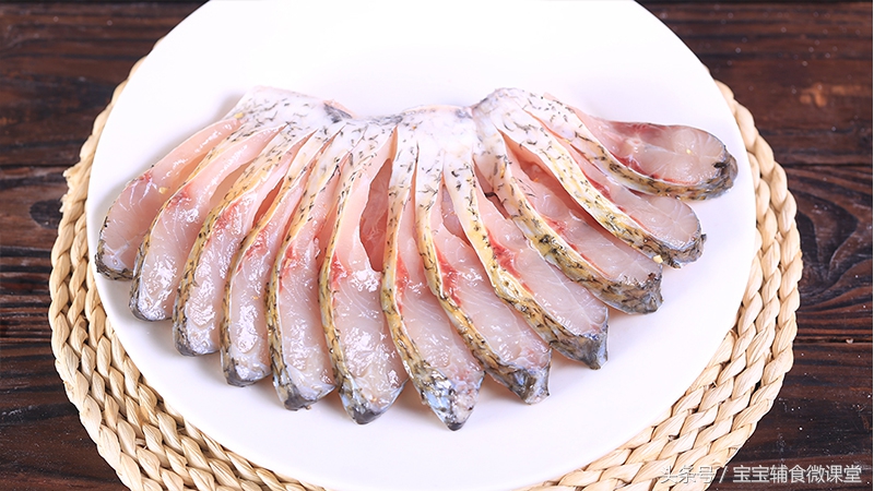 鱼怎么蒸最简单好吃,鱼这样蒸特别好吃