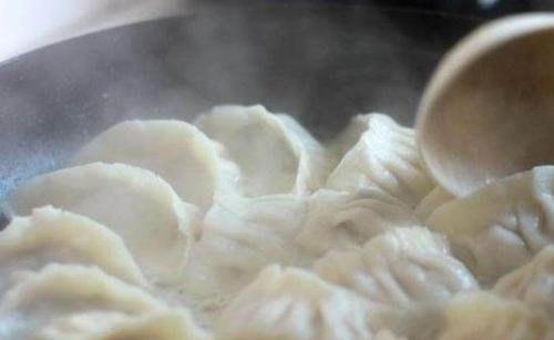 春节如何正确吃饺子,大年夜吃饺子的讲究