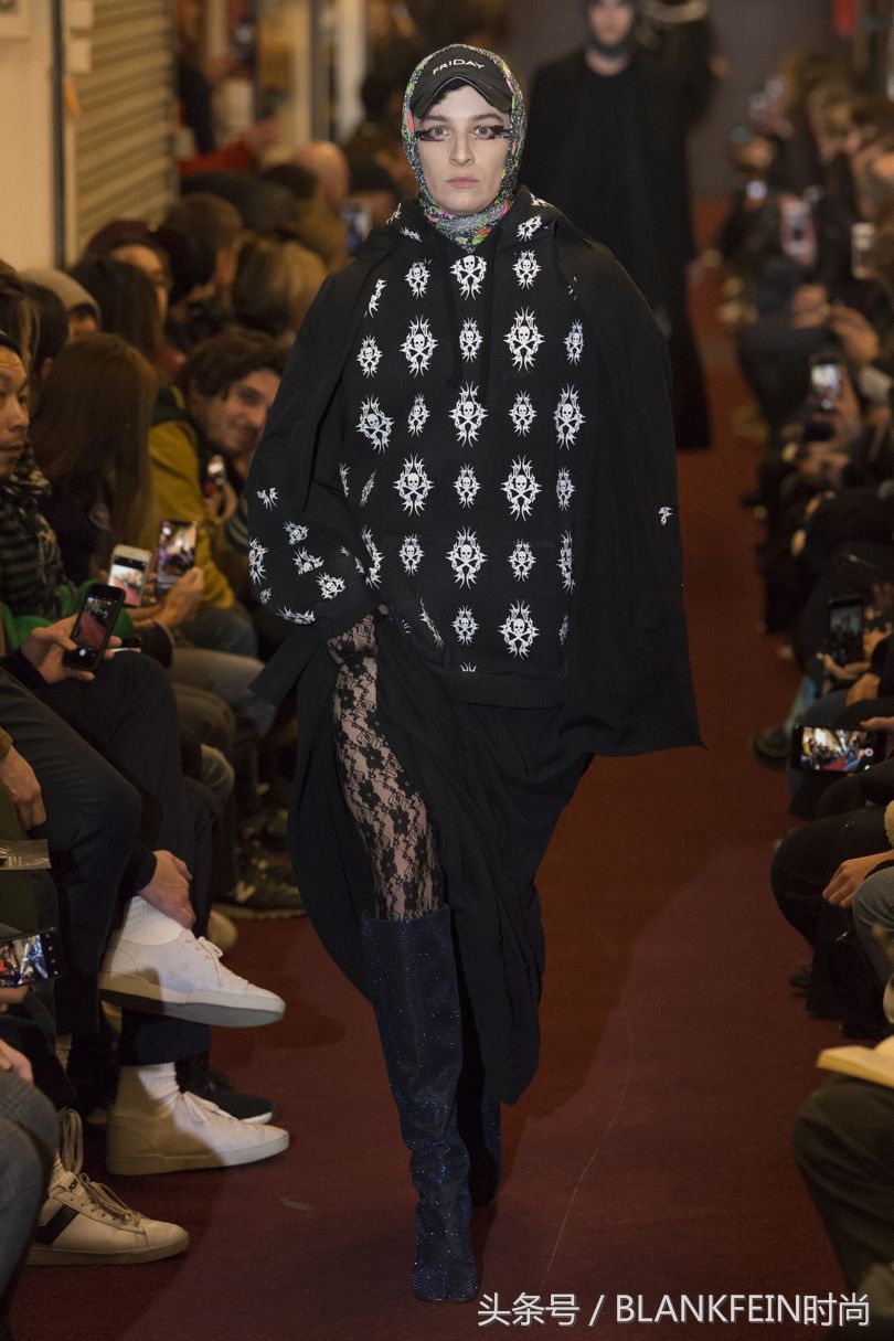 时装周eliesaab秀场,vetements男装发布会
