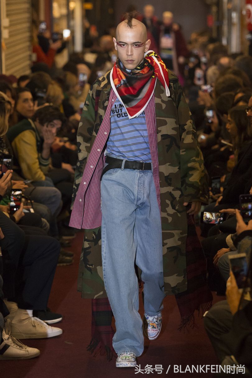 时装周eliesaab秀场,vetements男装发布会