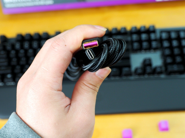 澶у巶鏃犵嚎rgb閿洏,閰峰喎mk750鏈烘閿洏