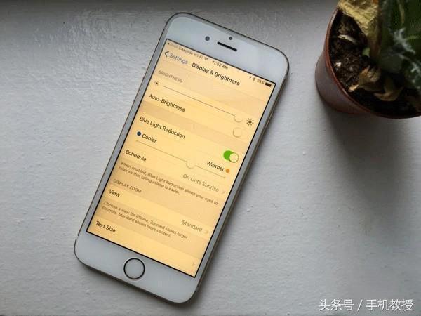 手机膜防蓝光的好还是高清的好,手机防蓝光膜是真是假