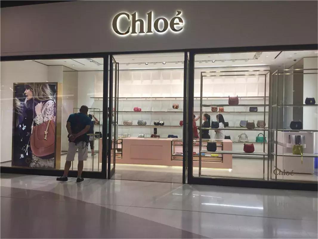 2018三亚免税店购物攻略，三亚免税店免费接送大巴班车