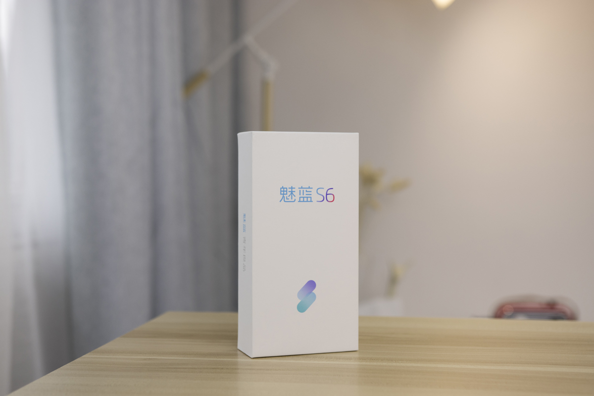 0元购魅蓝s6手机首发开箱外观简评,手机测评魅蓝s6