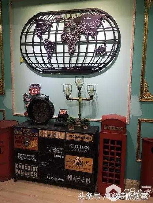 一直在纠结沙发背景墙要不要挂画,今年最流行挂画怎么选