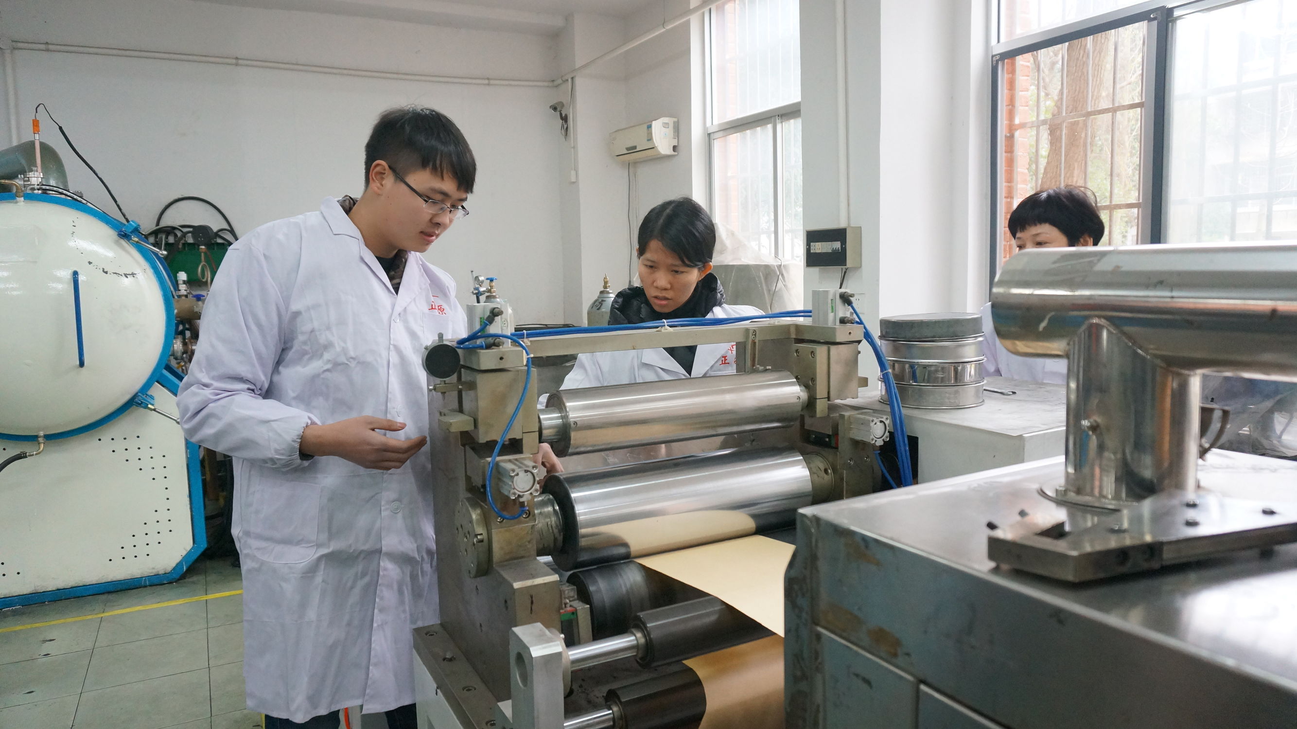 秒充新能源锂电池,秒充新能源科技