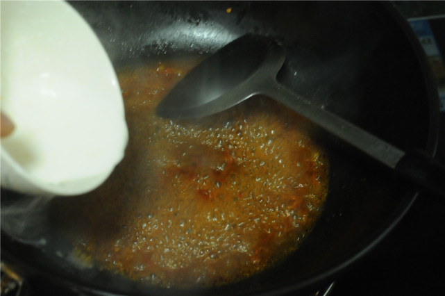 茄子灯笼年夜饭必备菜,茄子做成灯笼的做法视频