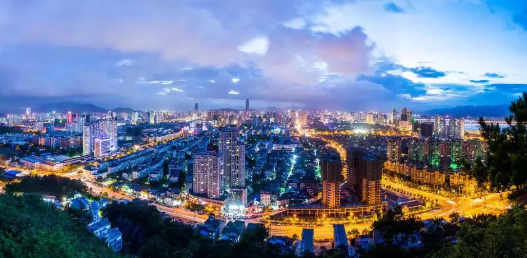 武汉到深圳的特价机票12月份,六月武汉出发最便宜的飞机票