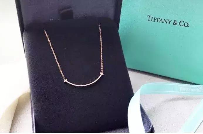 祝天下所有的有情人幸福满满,祝天下有情人恩爱甜蜜