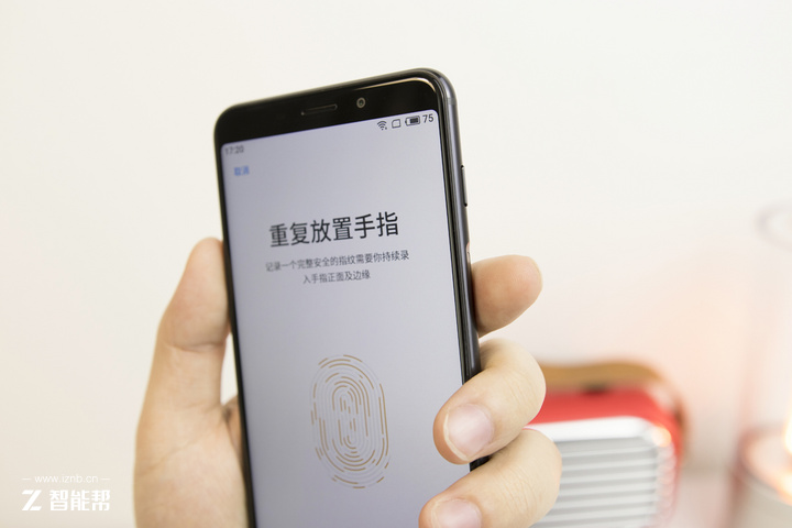 0元购魅蓝s6手机首发开箱外观简评,手机测评魅蓝s6