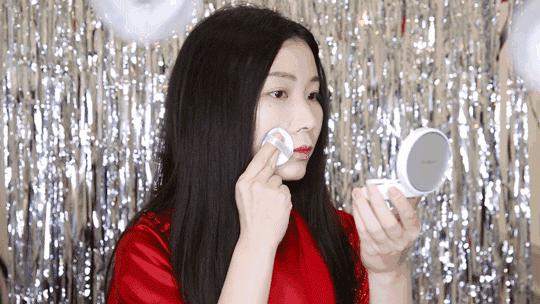 跟着宋慧乔、李圣经一起打造“新年妆”,你看怎么样?