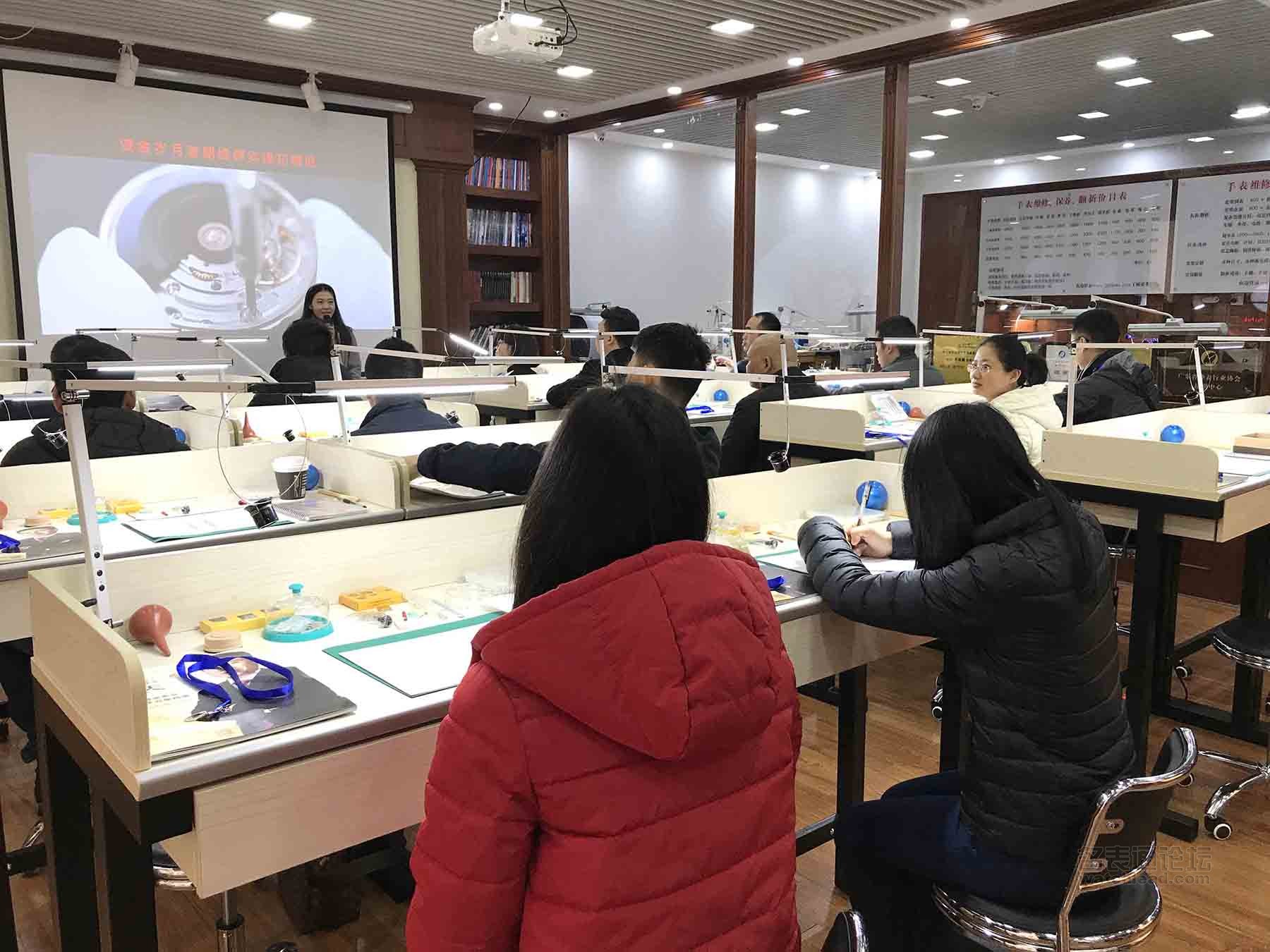 浪琴表如何保养和维修,浪琴手表修表教程