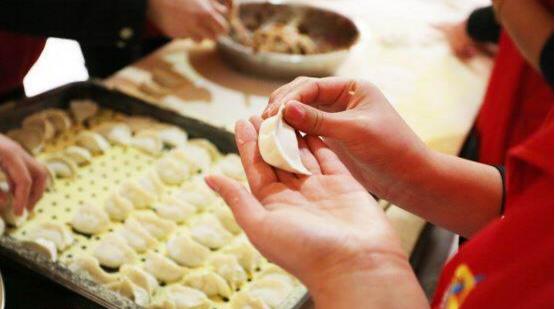 春节如何正确吃饺子,大年夜吃饺子的讲究