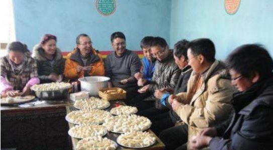 春节如何正确吃饺子,大年夜吃饺子的讲究