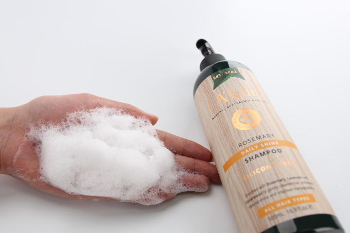 头发容易油洗发水测评,头发容易出油有头屑洗发水哪种好