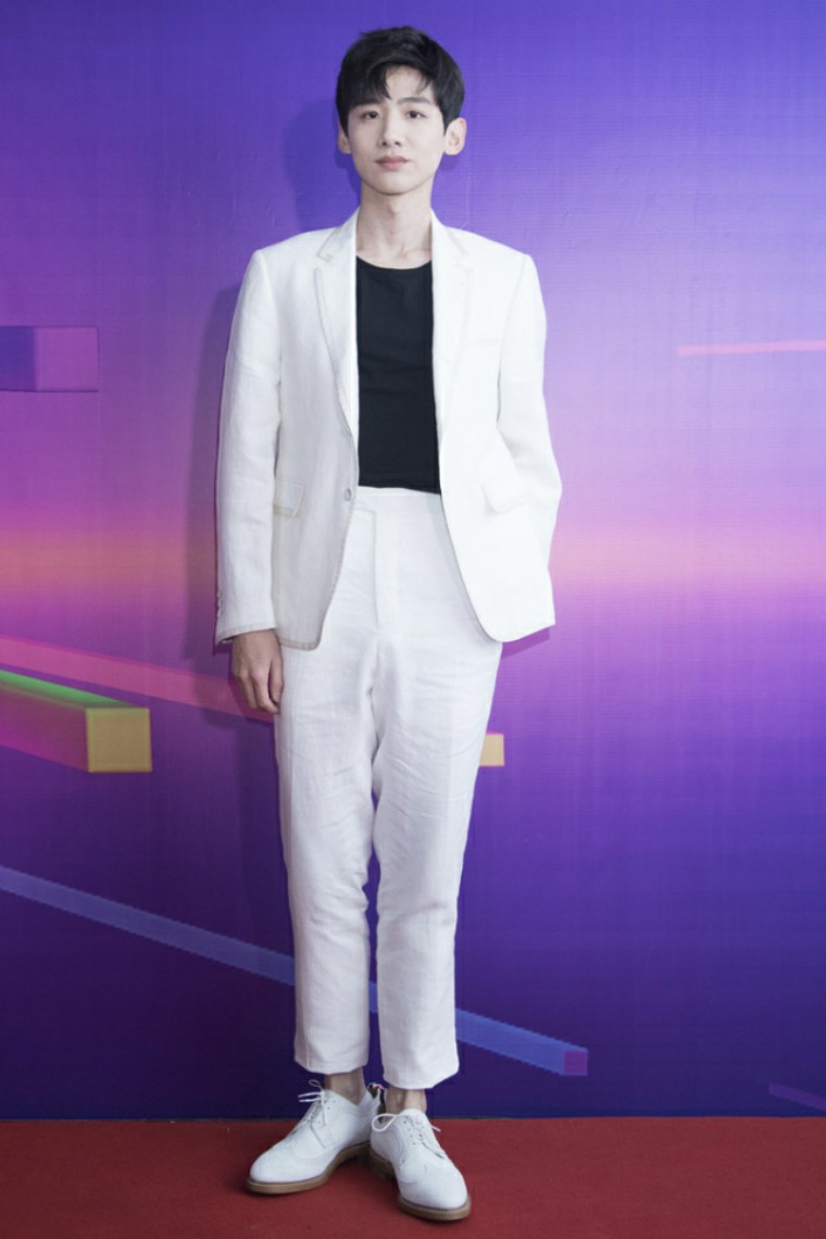 情人节热门穿搭推荐男,直男标配穿搭推荐