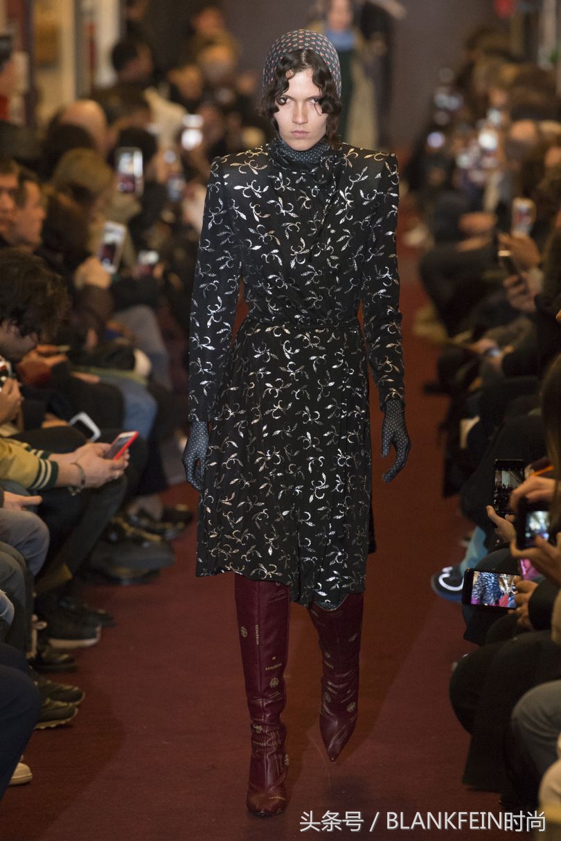 时装周eliesaab秀场,vetements男装发布会