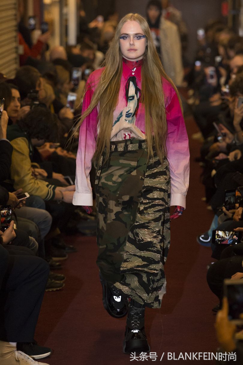 时装周eliesaab秀场,vetements男装发布会