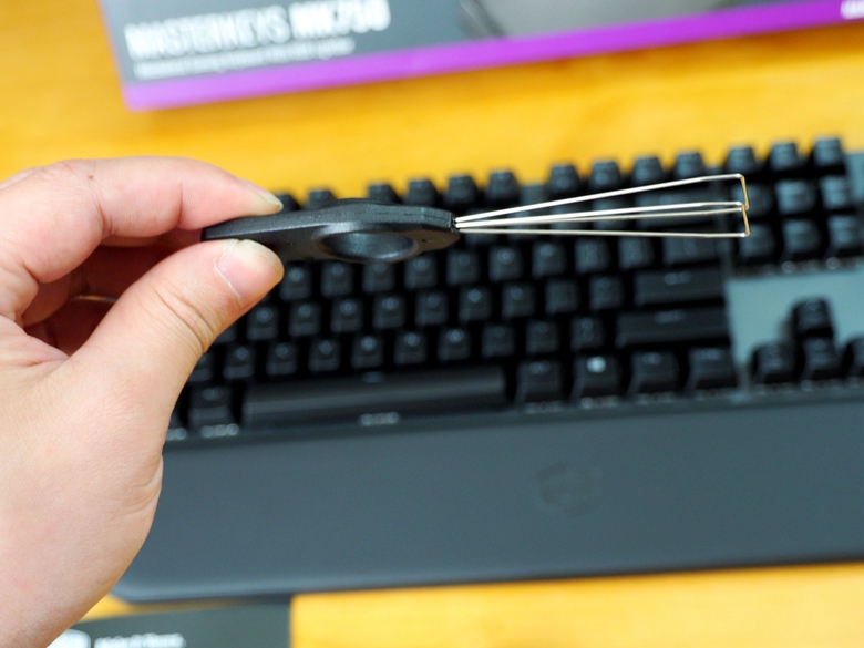 澶у巶鏃犵嚎rgb閿洏,閰峰喎mk750鏈烘閿洏