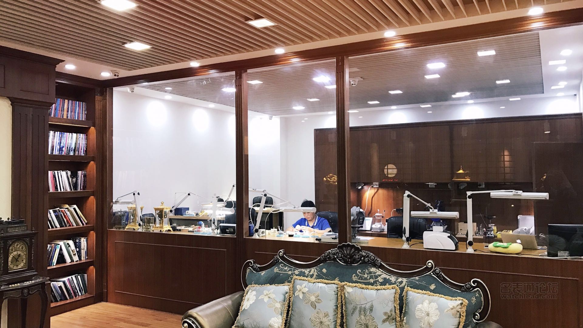 浪琴表如何保养和维修,浪琴手表修表教程