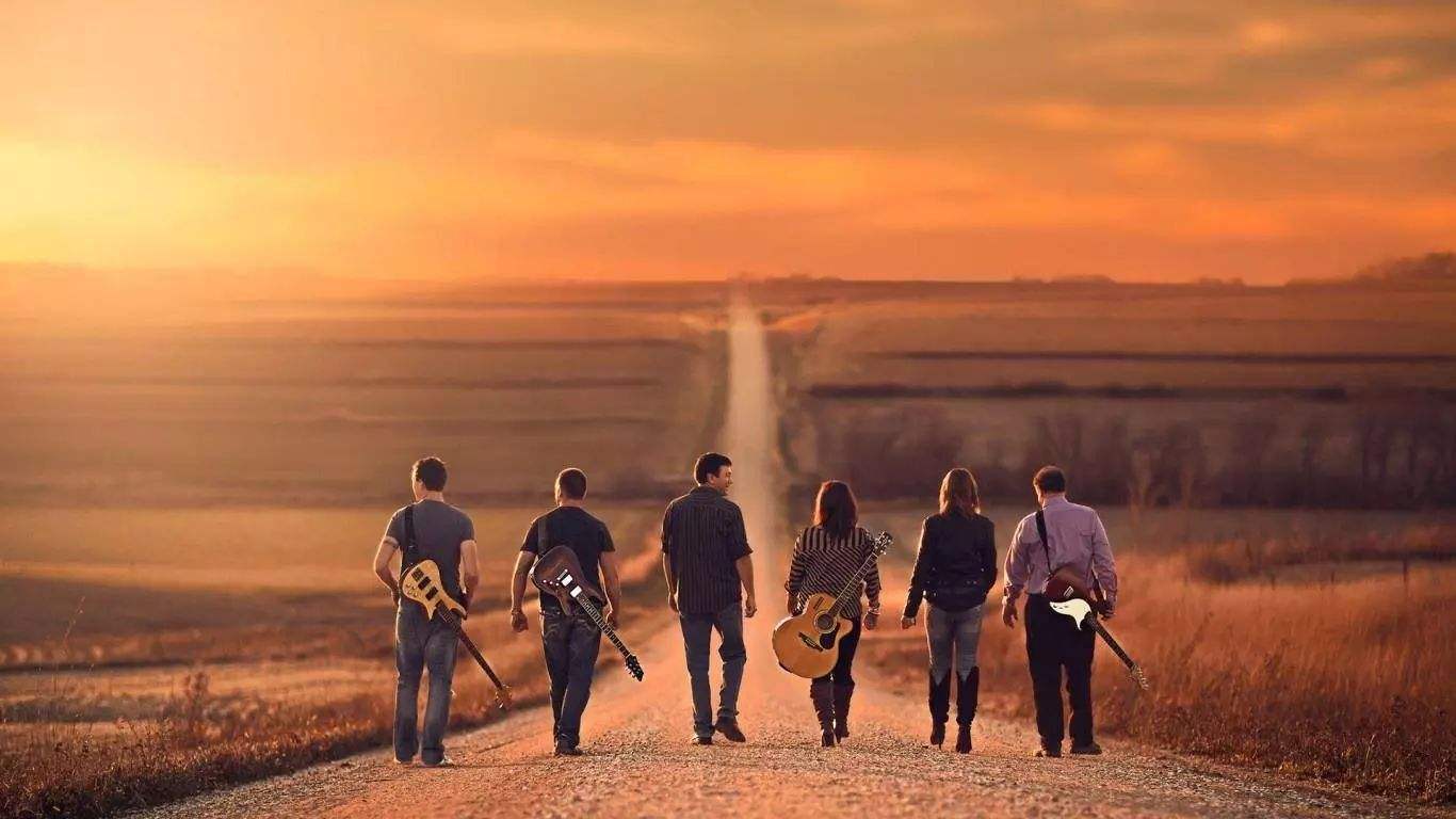 献给故乡的游子歌曲,送给远方游子的英文歌