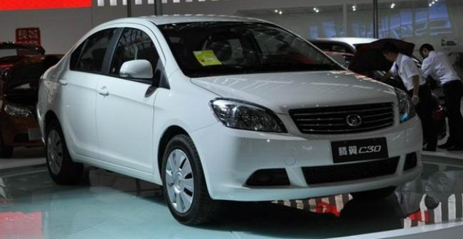 长城汽车第一款三厢轿车腾翼C30具有里程碑意义