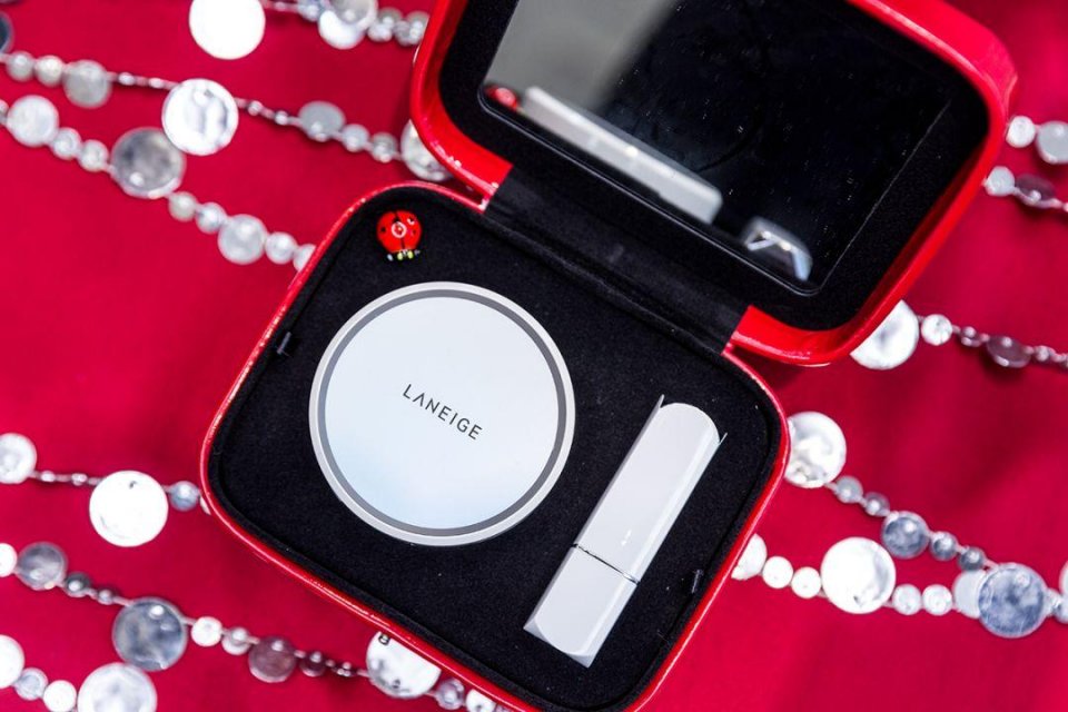 跟着宋慧乔、李圣经一起打造“新年妆”,你看怎么样?