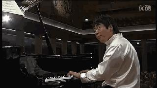 郎朗：我是一个古典音乐家，但我不想推开世界，我想拥抱它