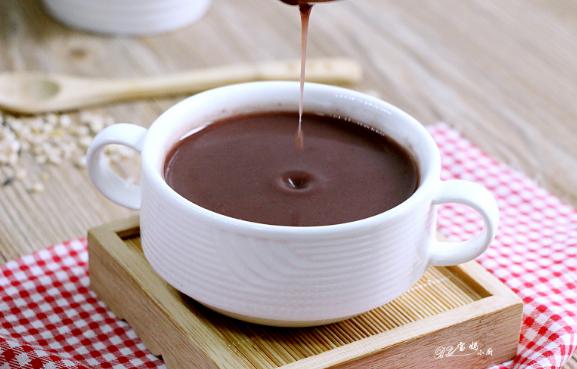 宝宝辅食12个月简单,苹果给12个月的宝宝做辅食