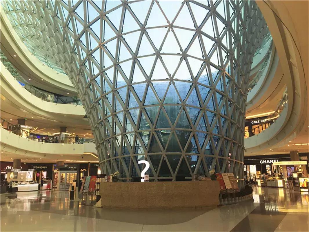 2018三亚免税店购物攻略，三亚免税店免费接送大巴班车