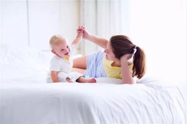 带宝宝出门旅行，住酒店这几点一定要注意！