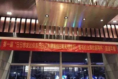 女人生气的时候越哄越生气,女生生气男生哄她女生怎么回