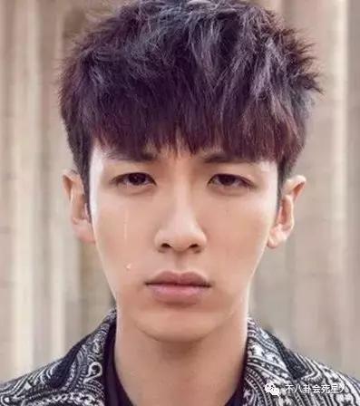 港媒评价柯震东房祖名,房祖名柯震东不同待遇