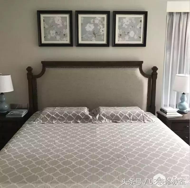 一直在纠结沙发背景墙要不要挂画,今年最流行挂画怎么选