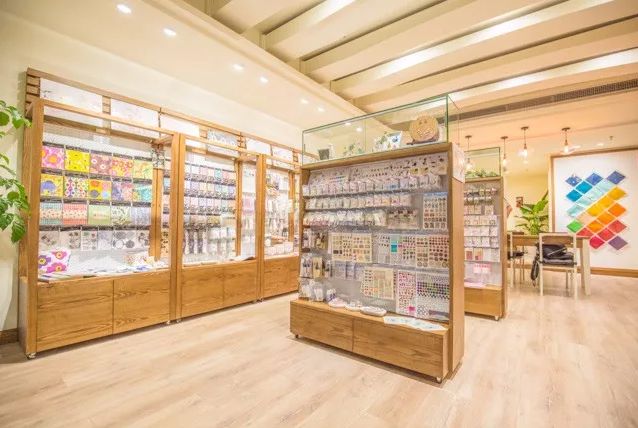 魔都解忧杂货铺 (解忧杂货铺魔都)