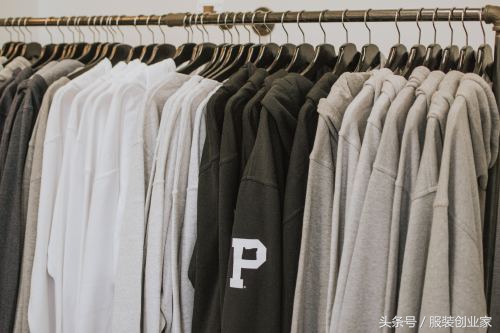 每年卖不完的衣服怎么处理,服装卖不完怎么处理