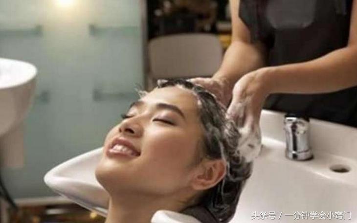 改善干枯毛躁令秀发更加光滑柔顺,用它让您的秀发柔顺光滑有光泽