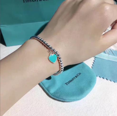 tiffany蒂芙尼手链17cm会太大吗,蒂芙尼蓝心手链真的好看吗