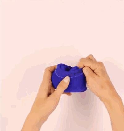 我叠衣服,叠一件衣服用三步完成