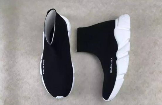 时尚“回春”袜子鞋！曾被嫌弃的TA竟然这么受大牌欣赏