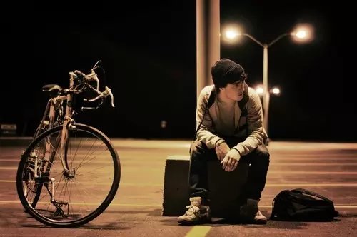 献给故乡的游子歌曲,送给远方游子的英文歌