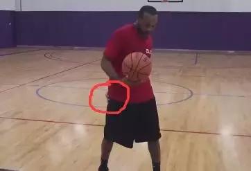 背后变向动作图解,背后变向高级版