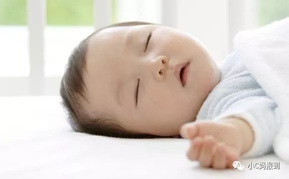 宝宝什么时候开始用定型枕最好,宝宝什么时候适合用定型枕