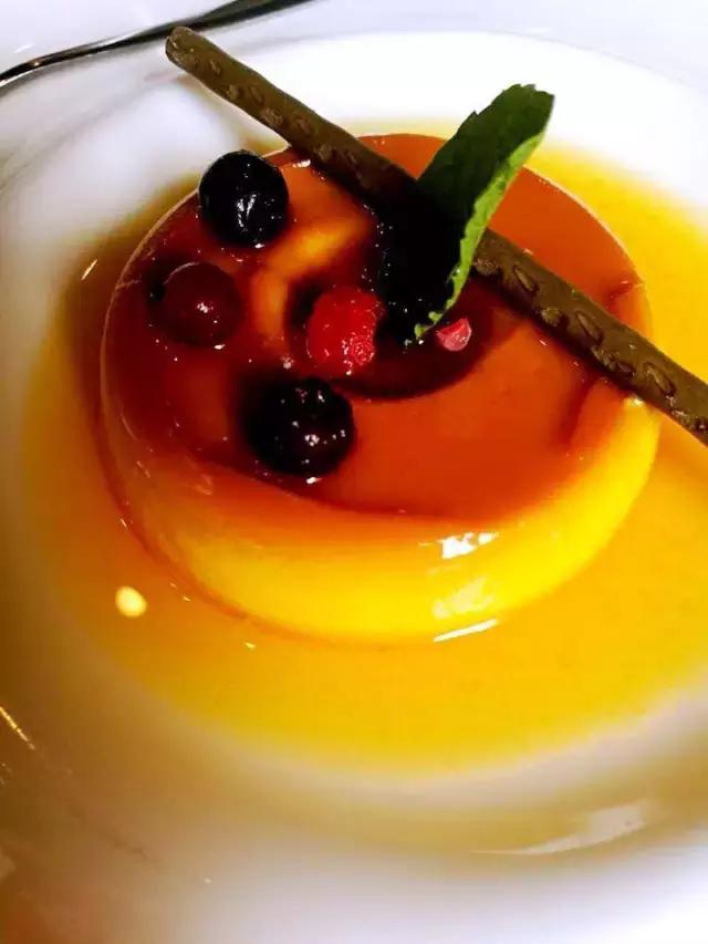 西堤牛排餐前面包怎么吃,西堤厚牛排餐前面包