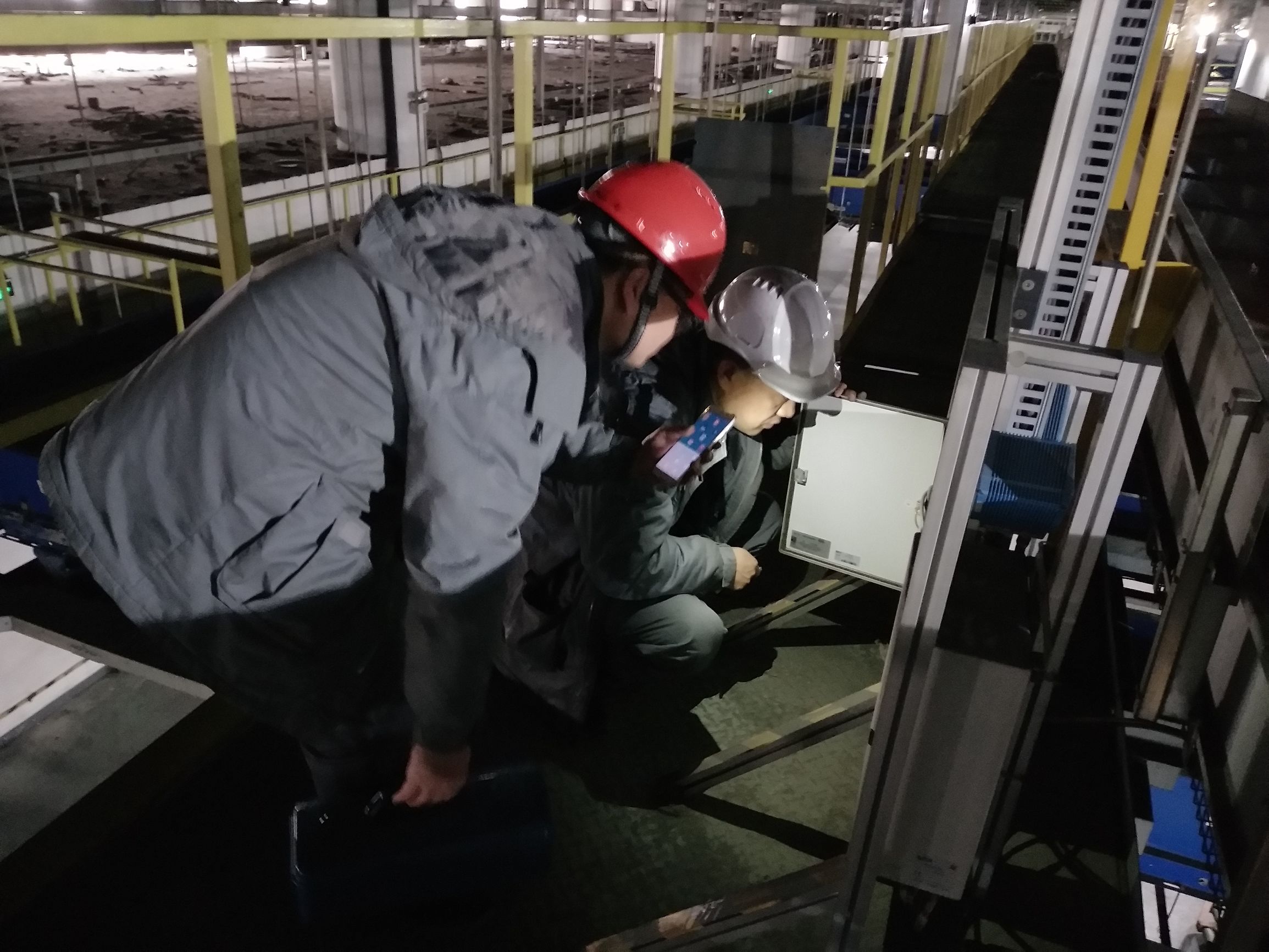 坐飞机行李怎么运过去的,坐飞机行李托运怎么算钱