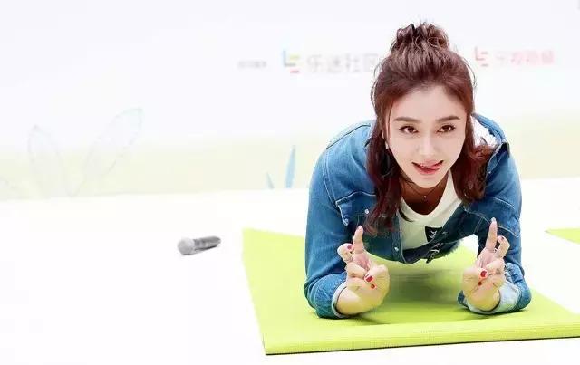 初学者每天练多久的平板支撑,坚持练平板支撑可以塑形吗