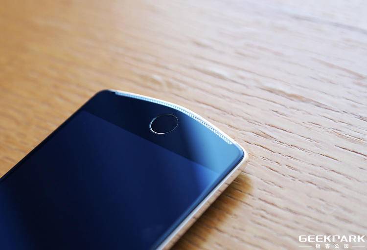 美图v6性价比高吗,美图v6有美颜吗