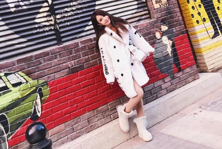 黑丝袜长腿袜搭配图片,丝袜美腿塑形袜日系薄款