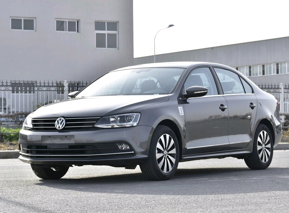 说大众减配现在大众polo值得买吗,大众减配了哪些东西