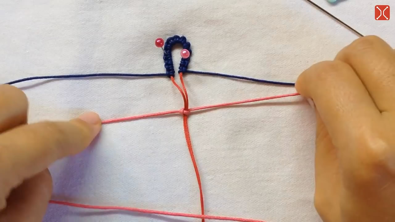 手链编织教程简单好看步骤,简单编织手链教程小孩